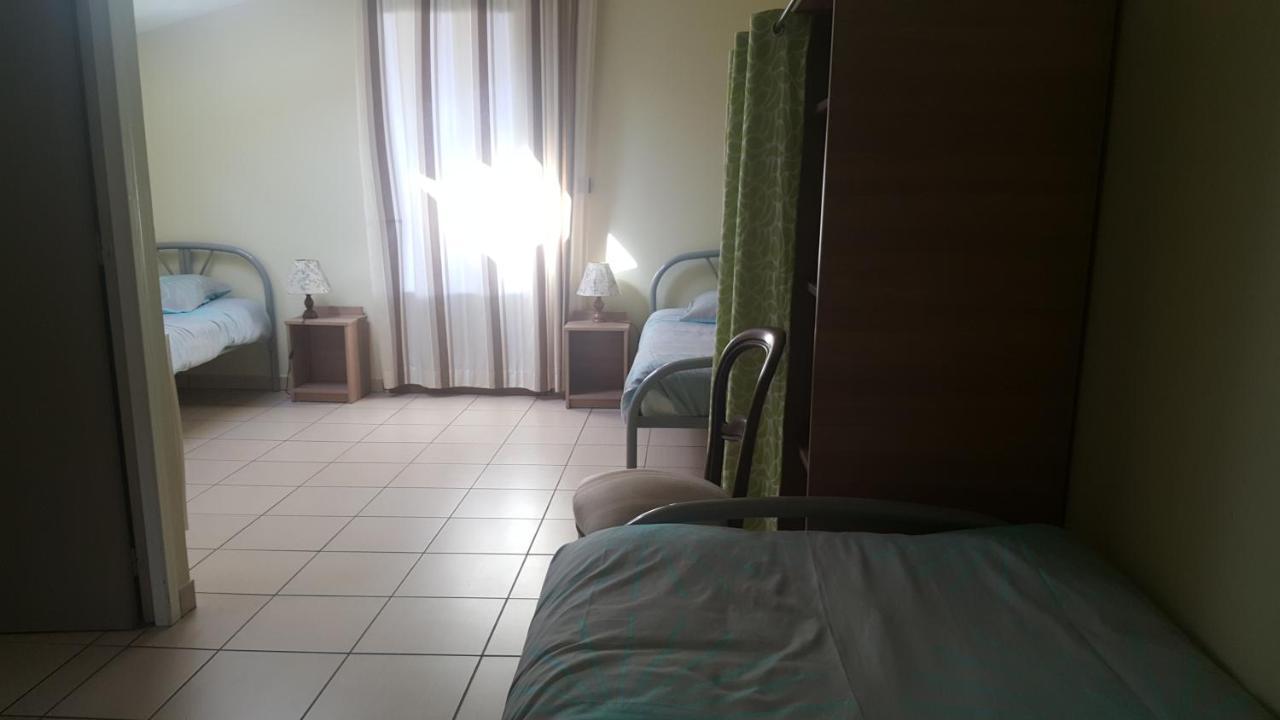 Ferme Ithurburia Saint-Michel  Екстер'єр фото