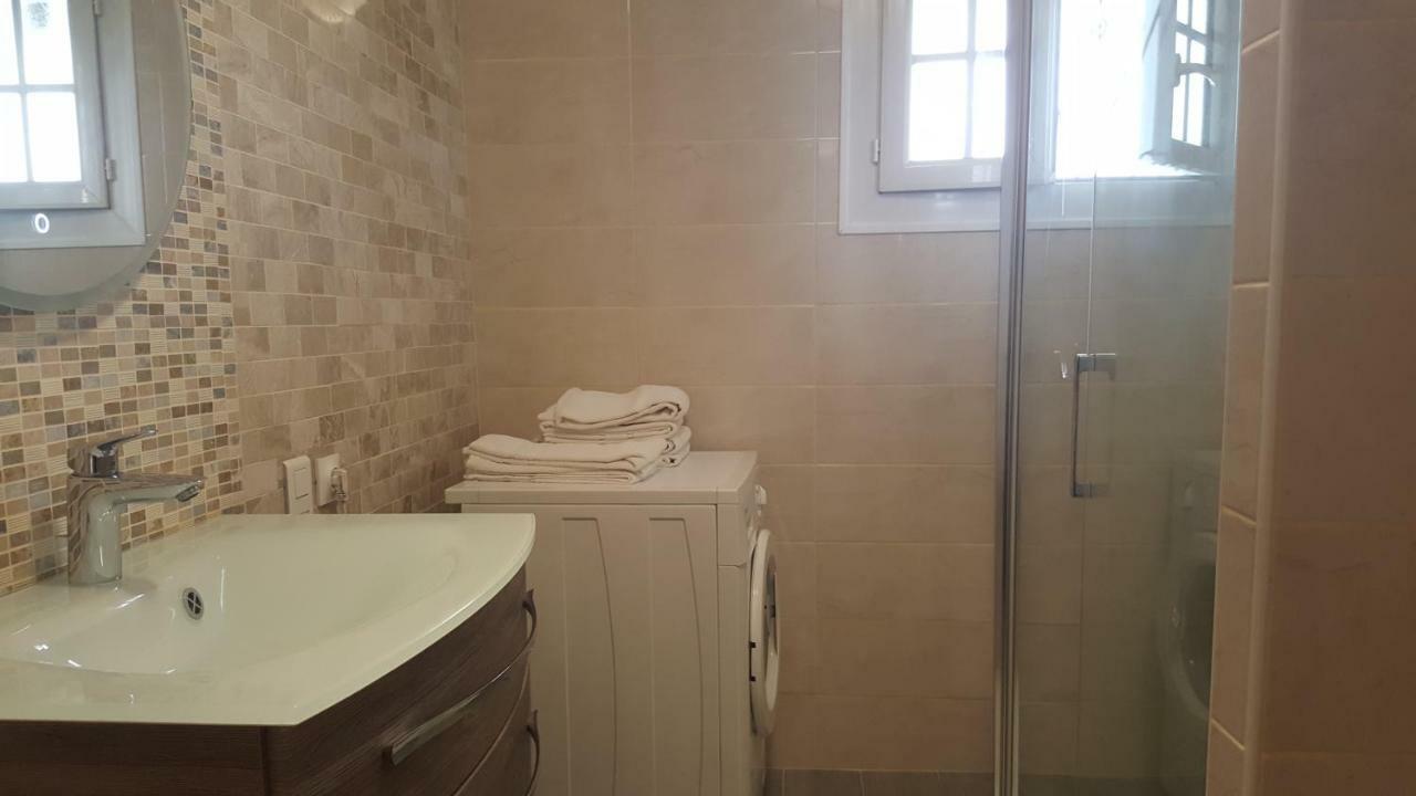 Ferme Ithurburia Saint-Michel  Екстер'єр фото